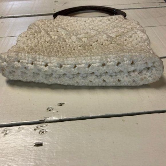 Vintage Hand Made Crocheted Purse Cream - Picture 10 of 14